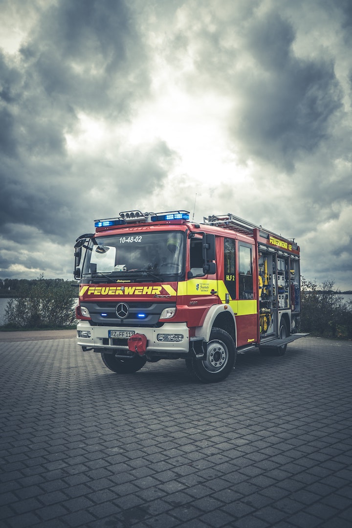 Eine integrierte Fahrzeug-Verwaltung erlaubt die Reservierung und Organisation von allen Feuerwehr-Fahrzeugen. - © webconFire